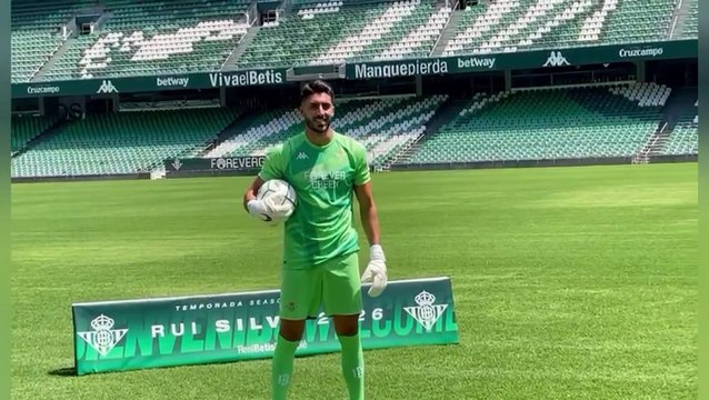 La presentación de Rui Silva con el Betis
