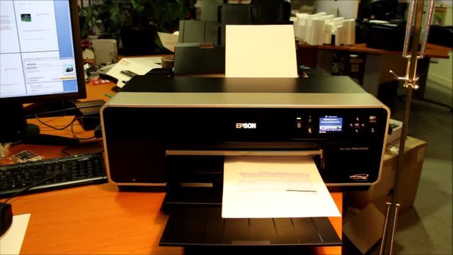 Epson Stylus photo R3000 - LesNumeriques / DigitalVersus