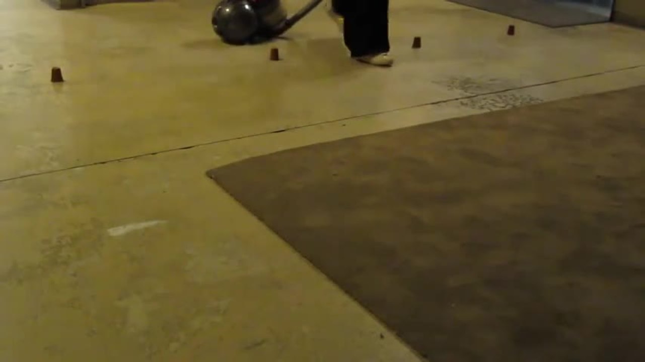 Slalom Dyson DC37