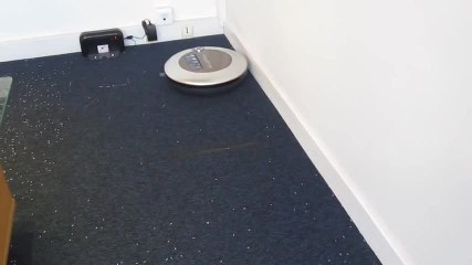 Les Numériques : Aspirateur robot Rowenta Extrem'Air Motion RR7039 sur moquette fine