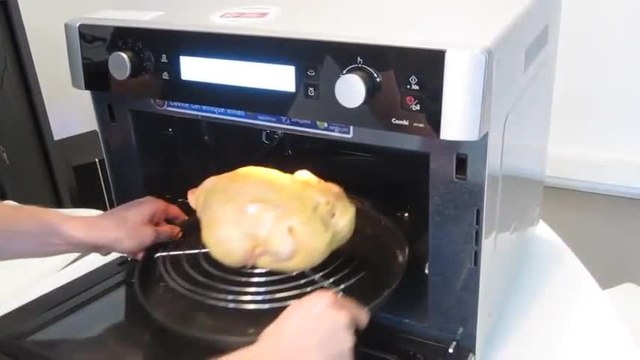 Les Numériques : Four multifonctions Samsung CP1395-ES, lancement de la cuisson