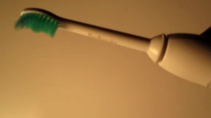 Les Numériques : Minuteur de la brosse à dents Philips HealthyWhite HX6732