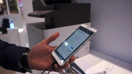 Les Numériques : Démonstration de l'application Samsung Cloud Print