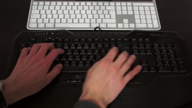 Les Numériques : Test du clavier Roccat Isku FX