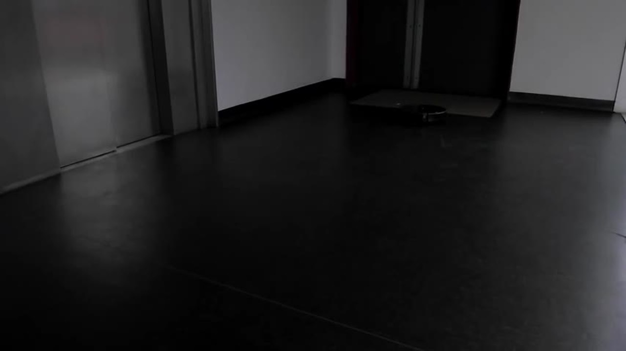 Les Numériques : iRobot Romba 880 sur moquette épaisse