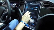 Les Numériques : Prise en main du tableau de bord numérique de la Tesla modèle S