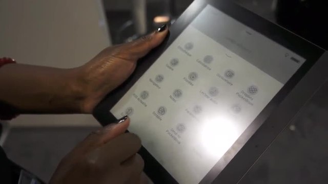 Les Numériques : Démonstration de la liseuse 8 pouces InkPad de Pocketbook