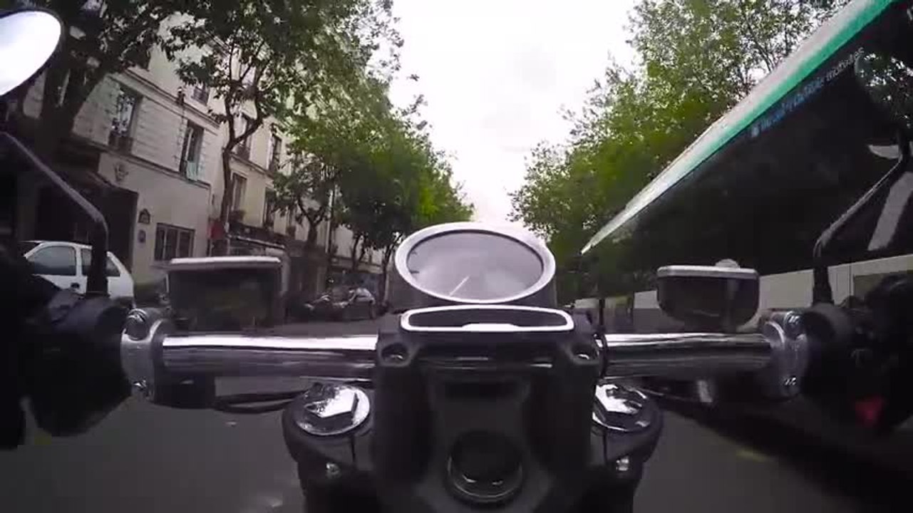 Test de la Super Soco TC Max : une moto électrique vintage