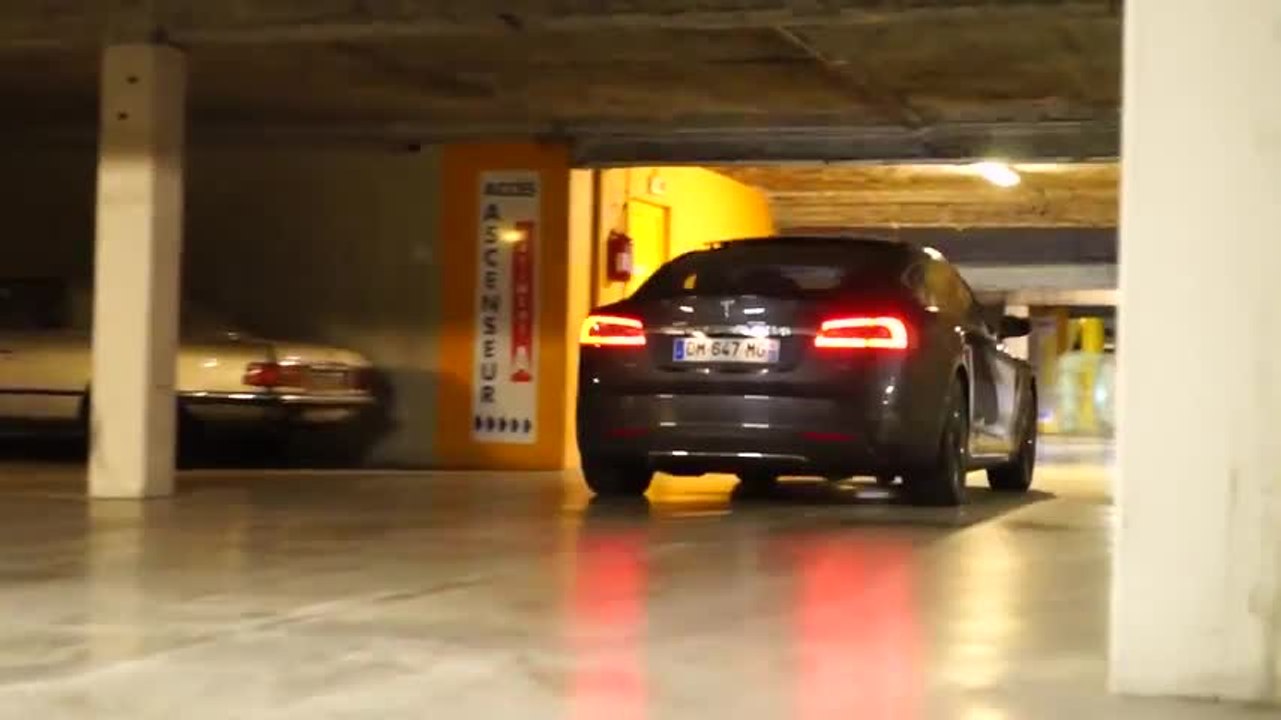Les Numériques : Présentation Tesla Model S P85+