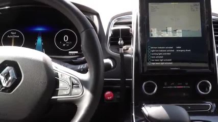 On a testé le prototype de voiture autonome par Renault !