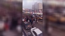 متظاهرون إيرانيون في مدينة إيذج يطلقون شعار الموت لخامنئي