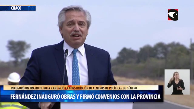 Fernández inauguró obras y firmó convenios con la Provincia