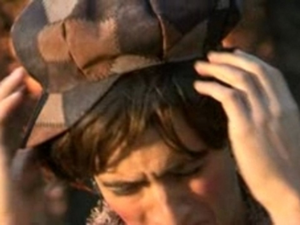 Sheryfa_Luna_Il_avait_les_mots.Clip.2007.By.Abdelino31