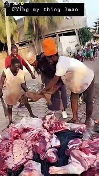 Emmanuel Adebayor, Santrinos Raphaël et des proches fêtent proprement Tabaski ( vidéo)