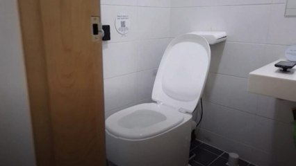 İnsan dışkısını sanal paraya dönüştüren tuvalet