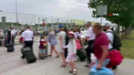 - Ukrayna’daki Lviv Havalimanı’nda bomba ihbarı