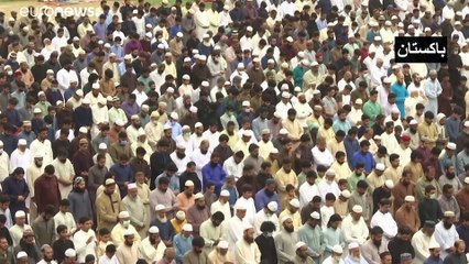 شاهد: عيد الأضحى يأتي متأخرا في العراق وباكستان والهند