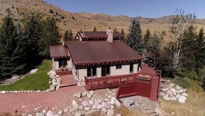 Live Water River Front Fishing Retreat | Nye, Montana