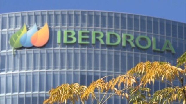 Iberdrola gana 1.531 millones, el 18,4 % menos, por impuestos en Reino Unido