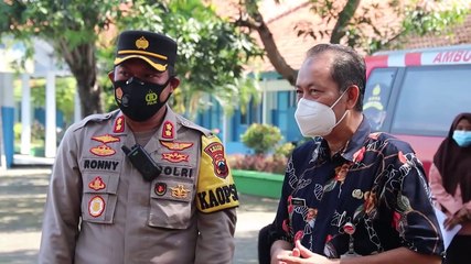 Polres Pemalang Membuat Mobil Gerai Vaksin TNI-Polri Untuk Pelajar