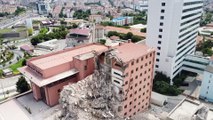 İSTANBUL -  (DRONE) Haydarpaşa Numune Hastanesi'nde 6 yıldır kullanılmayan 8 katlı binanın yıkımına başlandı