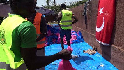 BAMAKO - Türkiye'den Mali'deki ihtiyaç sahiplerine kurban yardımı