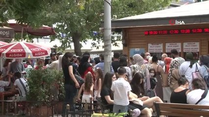 Kabataş İskelesi'nde Adalar seferlerinde yoğunluk