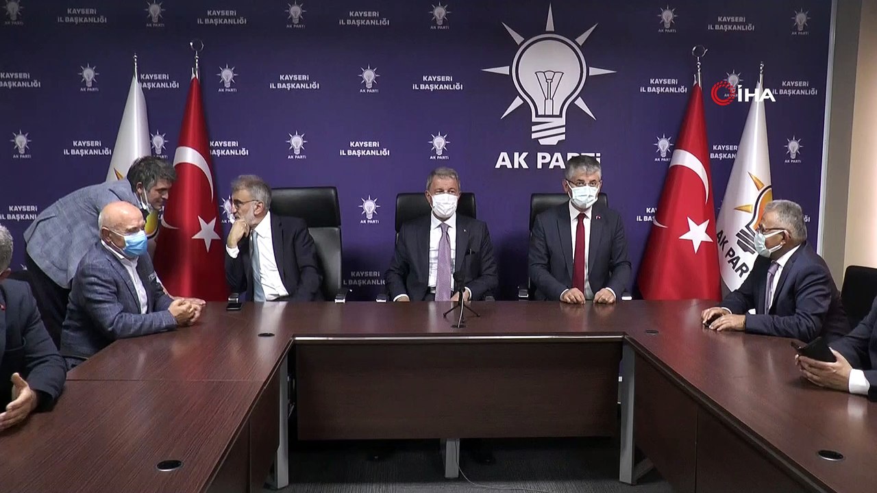 Bakan Akar: “Şehitlerimizin kanlarının yerde kalmaması için kararlılıkla mücadelemizi sürdürüyoruz”
