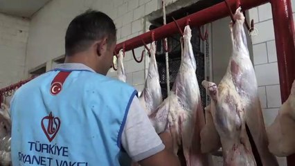 HAKKARİ - Bin aileye kurban eti dağıtıldı