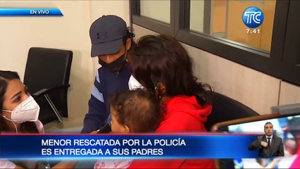 Así fue el momento en qu madre se reencuentra con su bebé de un año que estaba desaparecida