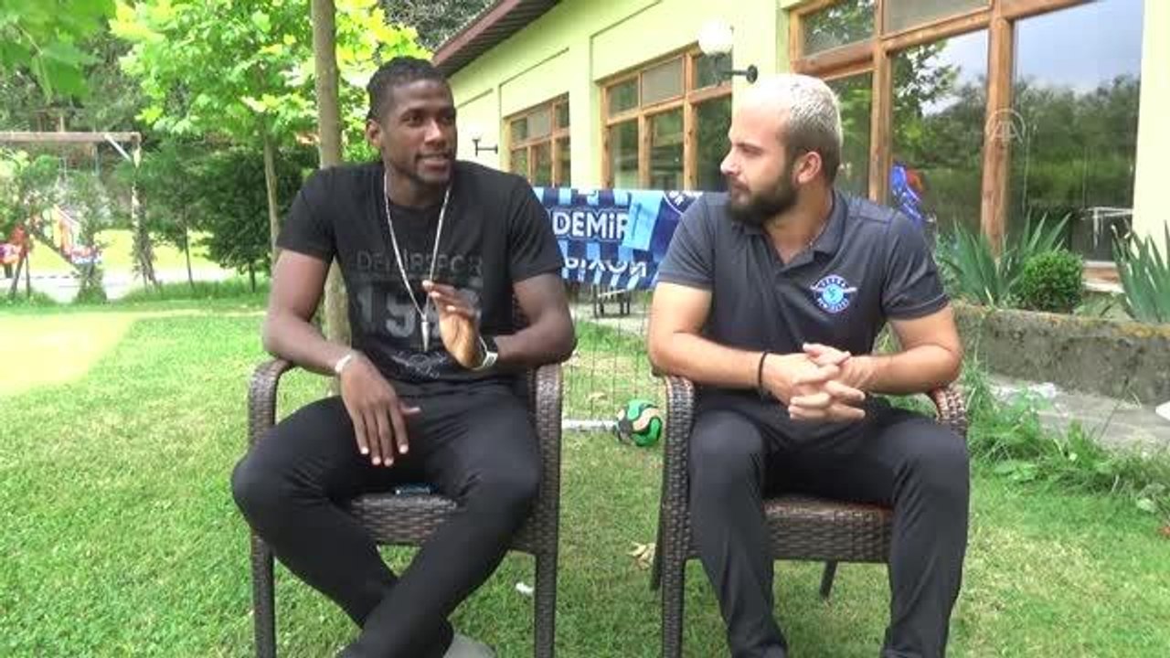 Adana Demirspor'un defans oyuncusu Rassoul: "Sezonu en azından 3. olarak bitirmek istiyoruz"