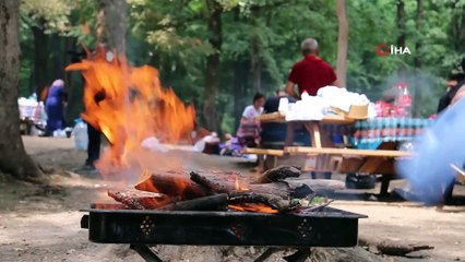 Kurban Bayramı’nın ikinci gününde vatandaşlar Belgrad Ormanı akın etti