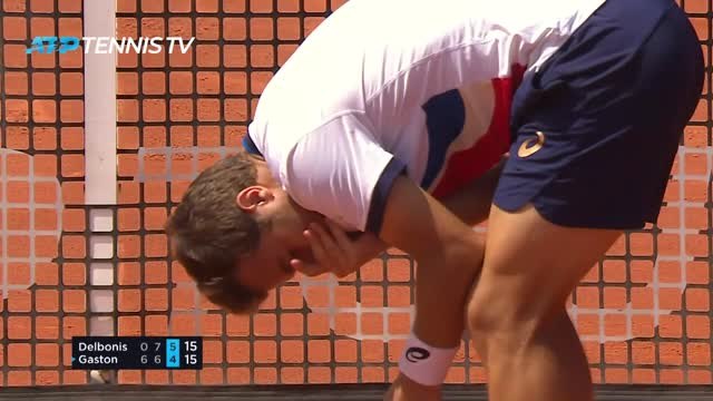 Gstaad - Allumé au filet par Delbonis, Gaston a eu le dernier mot