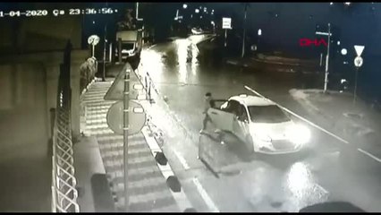 Son dakika haber! KARTAL'DA SİTEYİ KURŞUN YAĞMURUNA TUTANLAR KAMERADA