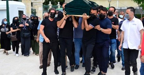 Alişan'ın yakın arkadaşı Demet Akalın, Selçuk Tektaş'ın cenazesine katılmadı