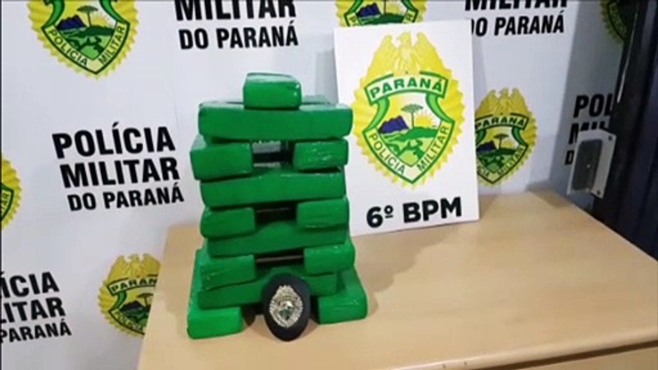 PM detém dois jovens e apreende 17 tabletes de maconha nas proximidades da rodoviária de Cascavel