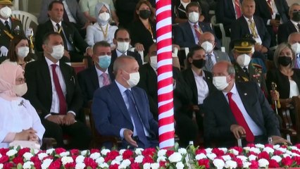 Σακελλαροπούλου - Αναστασιάδης: Επικοινωνία για τα Βαρώσια