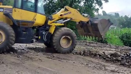 DÜZCE - Şiddetli sağanak su baskınlarına yol açtı