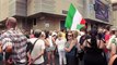 MANIFESTAZIONI IN TUTTA ITALIA CONTRO IL CERTIFICATO VERDE PER ENTRARE IN BAR E RISTORANTI: A ROMA LE FORZE DELL’ORDINE SONO DOVUTE INTERVENIRE PER DISPERDERE I MANIFESTANTI.