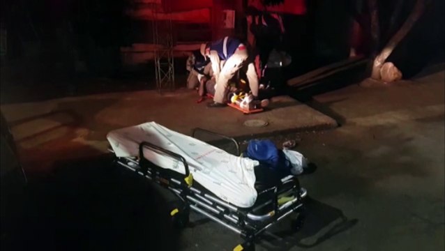 Homem tropeça, sofre suspeita de luxação em tornozelo e é socorrido no Bairro XIV de Novembro