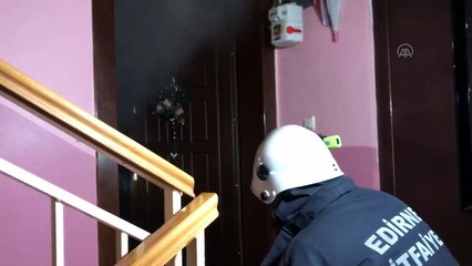 EDİRNE - Sitedeki dairede çıkan yangın hasara neden oldu