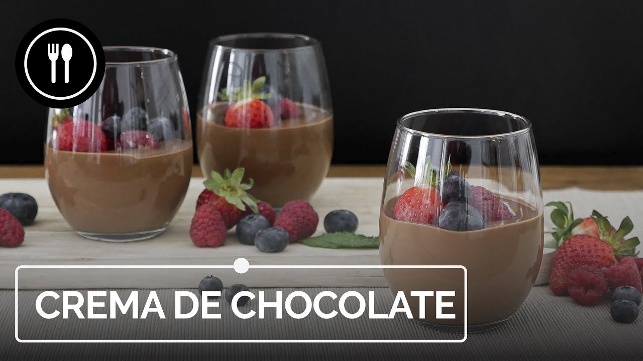 Crema de chocolate  rápida con frutos rojos