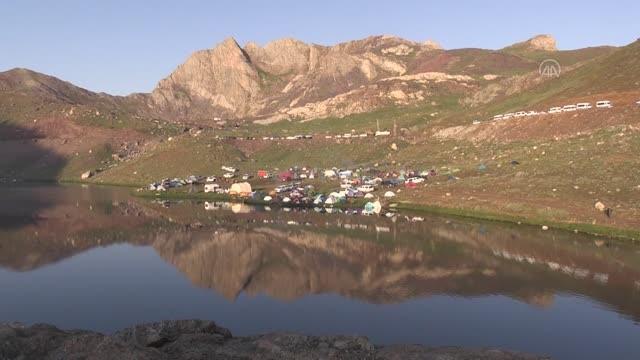 Hakkari'deki doğal güzellikler birçok ilden gelen doğaseverleri cezbetti
