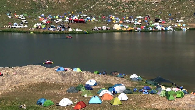 Hakkari'deki doğal güzellikler birçok ilden gelen doğaseverleri cezbetti