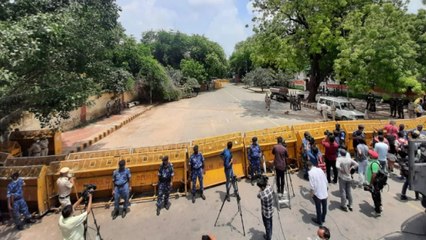 Farmers' leave for Jantar Mantar, security forces deployed