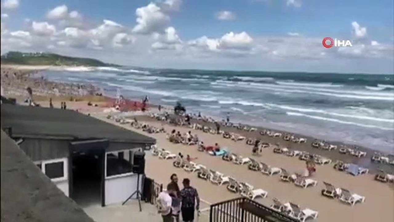 Şile'de dalgalara kapılan 3 kişiden 1’inin cansız bedenine ulaşıldı