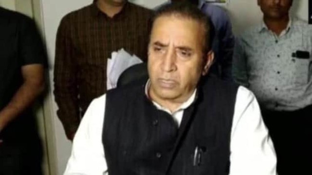 Bombay HC refuses to quash FIR against Anil Deshmukh