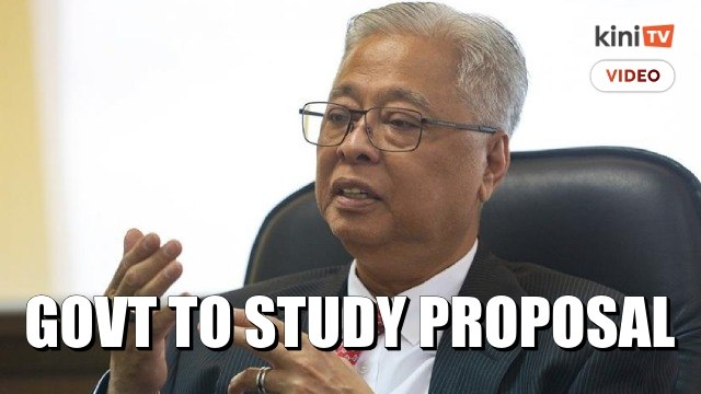 Ismail Sabri proposes allowing fully vaccinated families to be reunited