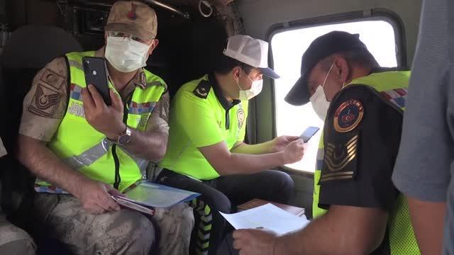 Vali Oktay Çağatay, helikopterle trafik denetimi yaptı