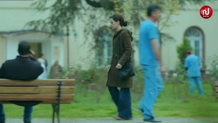 في مشهد مؤثر : هزار تبكي بعد أن رأت والدتها تحتضر